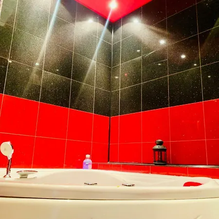 Ξενοδοχείο Red Nest Homestay