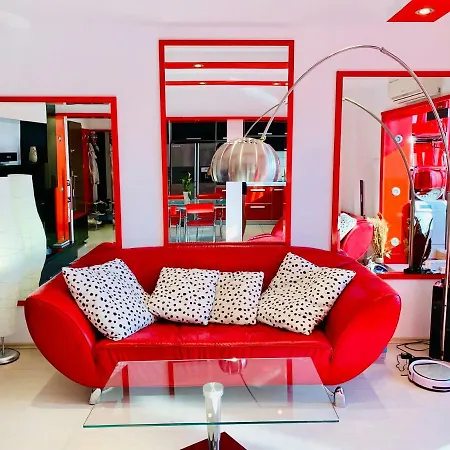 Ξενοδοχείο Red Nest Homestay Κλουζ-Ναπόκα