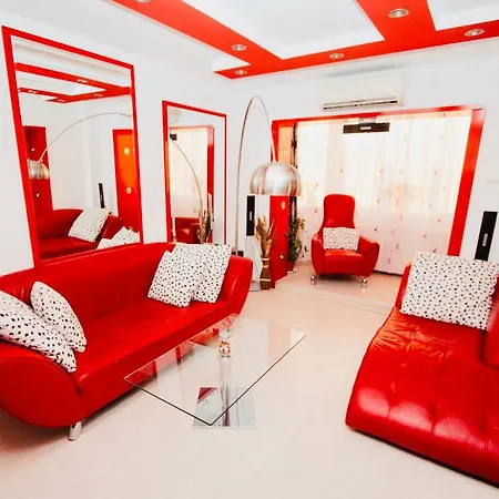 Red Nest Homestay * Κλουζ-Ναπόκα
